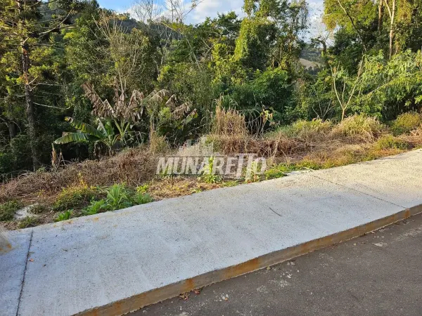 Imagem do anúnio: Vendo terreno / lote / condomínio em Piratuba , Santa Catarina no bairro Centro
