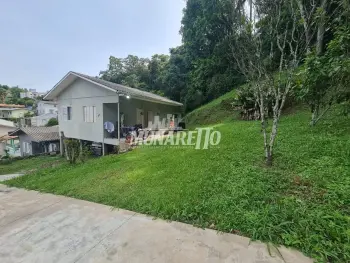 Imagem do anúnio: Vendo casa em Concórdia , Santa Catarina no bairro Arvoredo