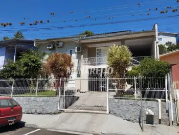 Imagem do anúnio: Vendo casa em Concórdia , Santa Catarina no bairro Petrópolis