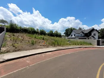 Imagem do anúnio: Vendo terreno / lote / condomínio em Joaçaba , Santa Catarina no bairro Brisas do Vale
