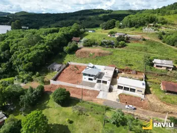 Imagem do anúnio: Vendo ou alugo casa em Erval Velho , Santa Catarina no bairro Interior
