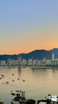 Imagem do anúnio: Vendo casa em Itapema , Santa Catarina no bairro Canto da Praia