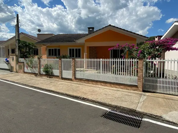 Imagem do anúnio: Vendo casa em Erval Velho , Santa Catarina no bairro Ilda Cassaniga