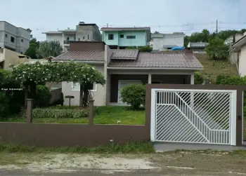 Imagem do anúnio: Vendo casa em Concórdia , Santa Catarina no bairro Arvoredo