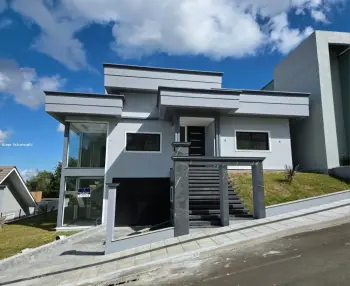 Imagem do anúnio: Vendo casa em Concórdia , Santa Catarina no bairro Santa Cruz