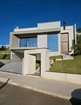 Imagem do anúnio: Vendo casa em Concórdia , Santa Catarina no bairro Morro do Merlo