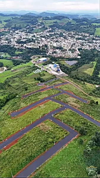 Imagem do anúnio: Vendo terreno / lote / condomínio em Água Doce , Santa Catarina no bairro Loteamento Quinta dos Ipês
