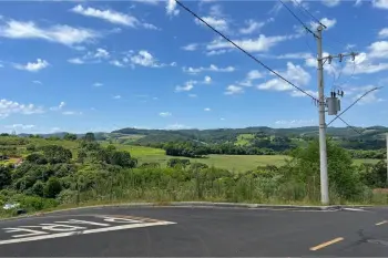 Imagem do anúnio: Vendo terreno / lote / condomínio em Herval D'Oeste , Santa Catarina no bairro Jardim José Rupp