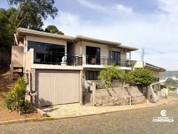 Imagem do anúnio: Vendo casa em Videira , Santa Catarina no bairro Marafon