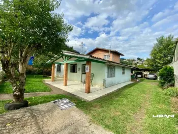 Imagem do anúnio: Vendo casa em Caçador , Santa Catarina no bairro Martello