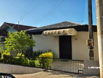 Imagem do anúnio: Vendo casa em Caçador , Santa Catarina no bairro Centro