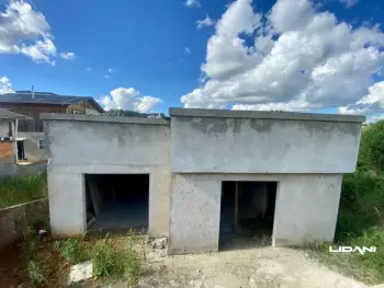 Imagem do anúnio: Vendo casa em Caçador , Santa Catarina no bairro Figueroa