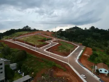 Imagem do anúnio: Vendo terreno / lote / condomínio em Joaçaba , Santa Catarina no bairro Clara Adélia