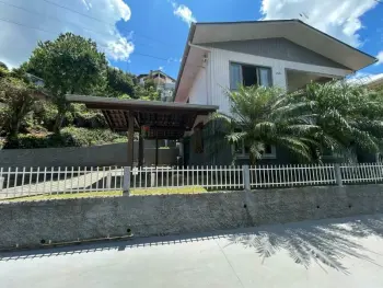 Imagem do anúnio: Vendo casa em Videira , Santa Catarina no bairro Farroupilha