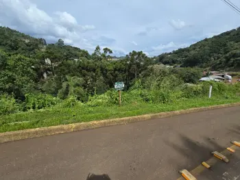 Imagem do anúnio: Vendo casa em Seara , Santa Catarina no bairro Centro