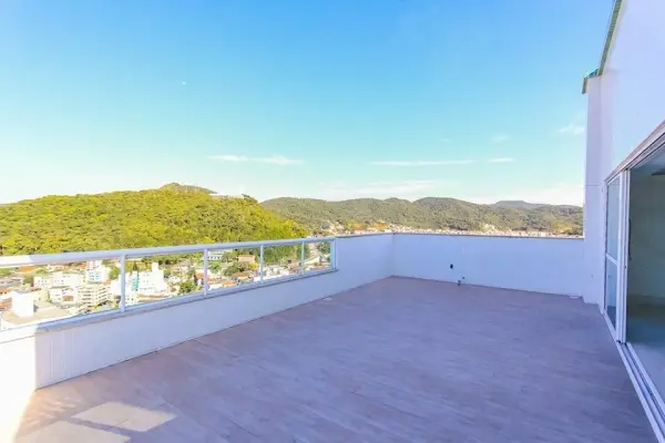 Imagem do anúnio: Vendo cobertura em Balneário Camboriú , Santa Catarina no bairro Centro