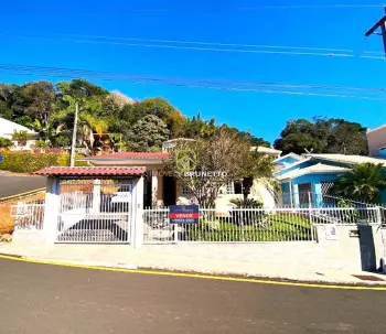 Imagem do anúnio: Vendo casa em Capinzal , Santa Catarina no bairro Centro