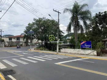 Imagem do anúnio: Vendo terreno / lote / condomínio em Joaçaba , Santa Catarina no bairro Centro