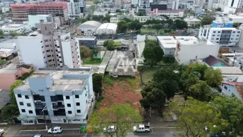 Imagem do anúnio: Vendo terreno / lote / condomínio em Chapecó , Santa Catarina no bairro Centro