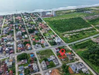 Imagem do anúncio: Vendo terreno / lote / condomínio em Itapoá , Santa Catarina no bairro Paese