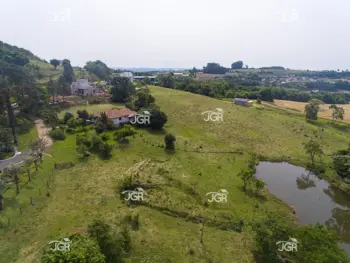 Imagem do anúnio: Vendo ou alugo fazenda / sítio / chácara em Concórdia , Santa Catarina no bairro Linha São Paulo