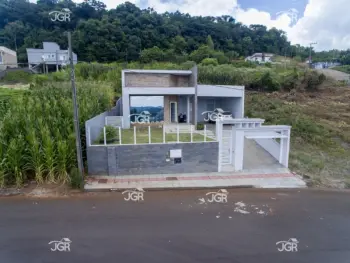 Imagem do anúnio: Vendo casa em Concórdia , Santa Catarina no bairro Vale dos Pinheiros