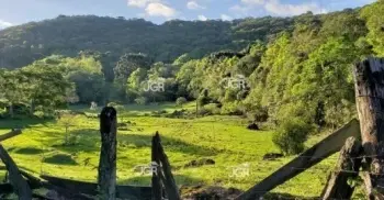Imagem do anúnio: Alugo terreno / lote / condomínio em Concórdia , Santa Catarina no bairro Interior