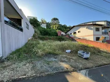 Imagem do anúnio: Vendo terreno / lote / condomínio em Luzerna , Santa Catarina no bairro Vila Alemanha