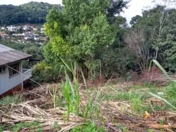 Imagem do anúnio: Vendo terreno / lote / condomínio em Luzerna , Santa Catarina no bairro Jardim Itália
