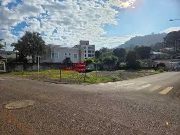 Imagem do anúnio: Vendo terreno / lote / condomínio em Luzerna , Santa Catarina no bairro Centro
