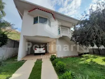 Imagem do anúnio: Alugo casa em Concórdia , Santa Catarina no bairro Cinquentenário