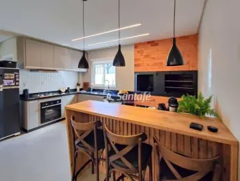 Imagem do anúnio: Vendo casa em Caçador , Santa Catarina no bairro Centro