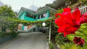 Imagem do anúnio: Vendo casa em Videira , Santa Catarina no bairro Farroupilha