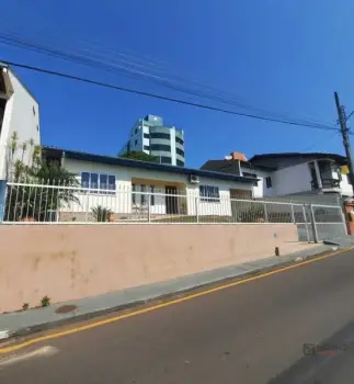 Imagem do anúnio: Vendo casa em Herval D'Oeste , Santa Catarina no bairro Vila Militar