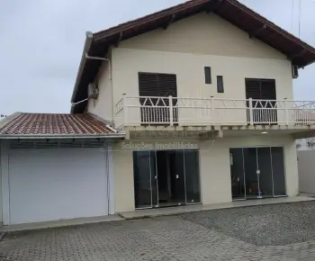 Imagem do anúnio: Alugo casa em Navegantes , Santa Catarina no bairro Meia Praia