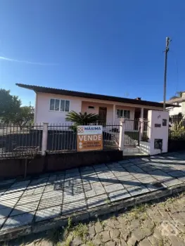 Imagem do anúnio: Vendo casa em Videira , Santa Catarina no bairro São Cristovão