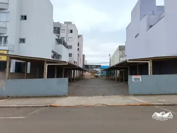 Imagem do anúncio: Alugo garagem em Fraiburgo , Santa Catarina no bairro Centro
