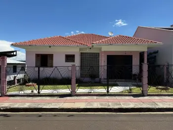 Imagem do anúnio: Vendo casa em Concórdia , Santa Catarina no bairro Santa Cruz