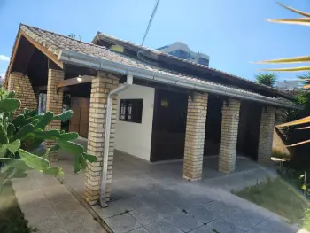 Imagem do anúnio: Vendo casa em Navegantes , Santa Catarina no bairro Centro
